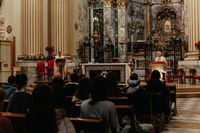 Ми&nbsp;&mdash; не&nbsp;музейні експонати, а&nbsp;живі люди, які приїхали в&nbsp;Італію, щоб бути свідками життя в&nbsp;драмі смерті