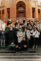 Ми&nbsp;&mdash; не&nbsp;музейні експонати, а&nbsp;живі люди, які приїхали в&nbsp;Італію, щоби бути свідками життя у&nbsp;драмі смерті