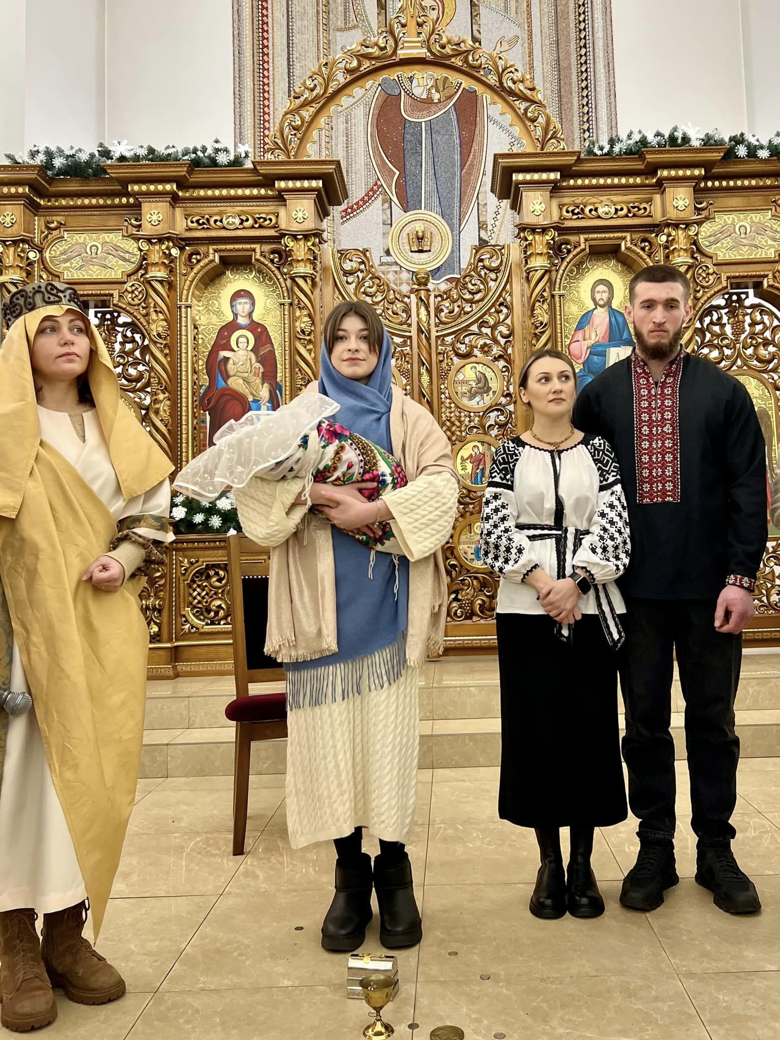 На парафії Різдва Пресвятої Богородиці представили вертепне дійство На парафії Різдва Пресвятої Богородиці представили вертепне дійство