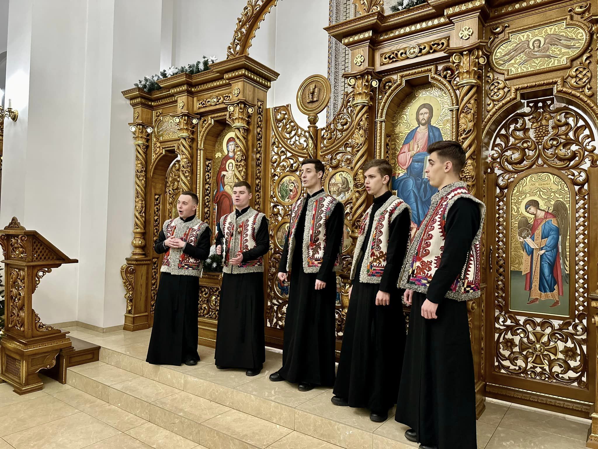 На парафії Різдва Пресвятої Богородиці представили вертепне дійство На парафії Різдва Пресвятої Богородиці представили вертепне дійство