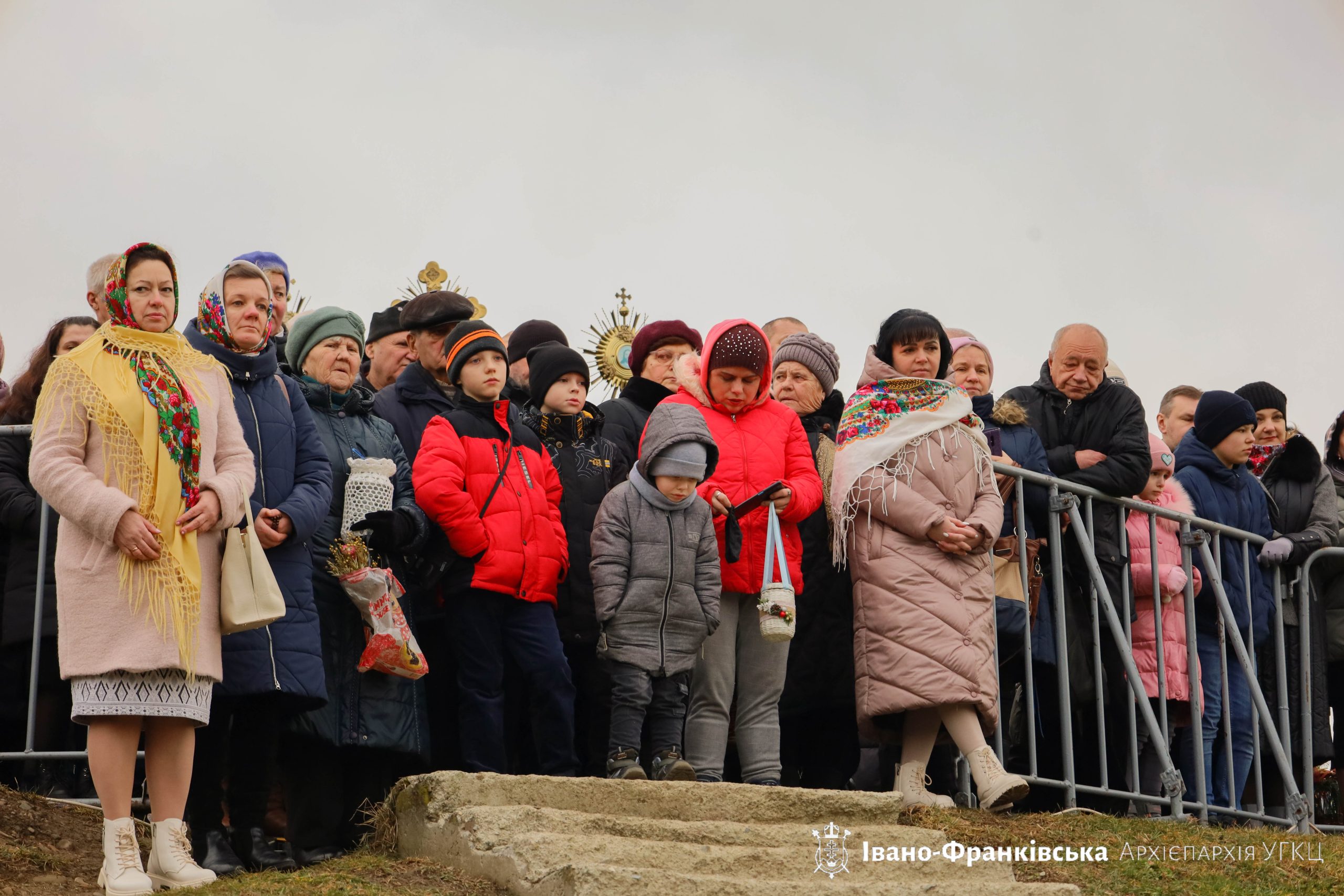 На річці Бистриця Надвірнянська відбулося традиційне водосвяття На річці Бистриця Надвірнянська відбулося традиційне водосвяття