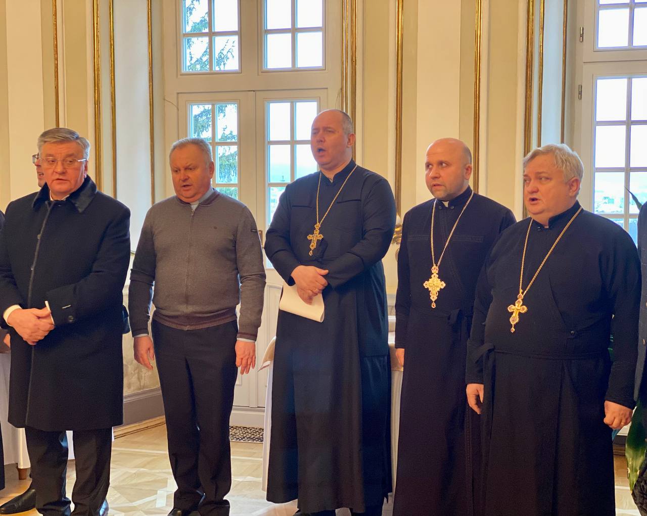 Протопресвітери Львівської Архиєпархії завітали з колядою до Митрополита Ігоря та єпископа-помічника Володимира Протопресвітери Львівської Архиєпархії завітали з колядою до Митрополита Ігоря та єпископа-помічника Володимира