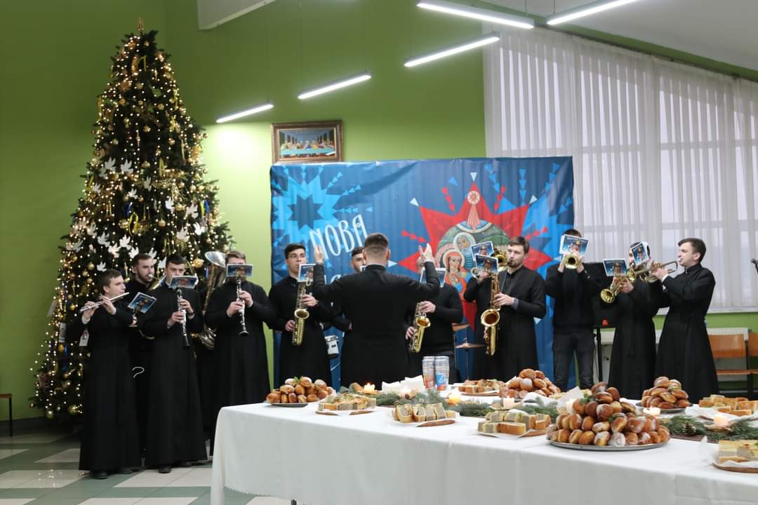 «Радіймо воплоченням Божого Сина»: у Семінарії відбулася традиційна коляда для медичних працівників «Радіймо воплоченням Божого Сина»: у Семінарії відбулася традиційна коляда для медичних працівників