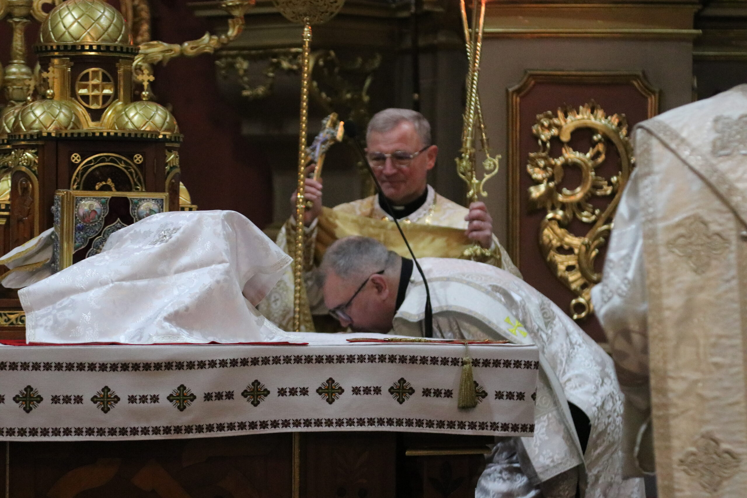 «Тату, я вже священник! Молися за мене…»: у 54 роки диякон Юрій Дроф’як стає священником «Тату, я вже священник! Молися за мене…»: у 54 роки диякон Юрій Дроф’як стає священником