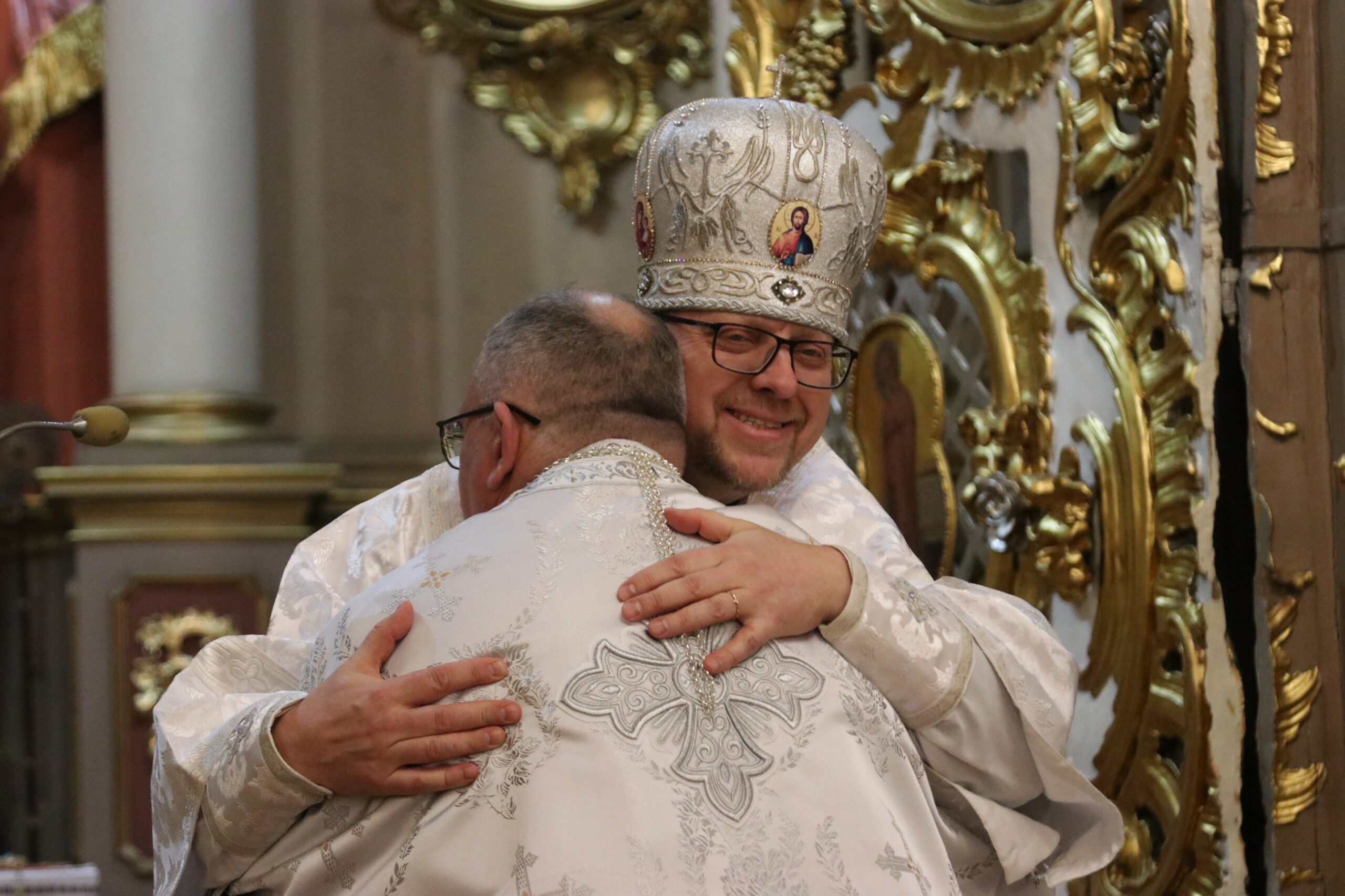 «Тату, я вже священник! Молися за мене…»: у 54 роки диякон Юрій Дроф’як стає священником «Тату, я вже священник! Молися за мене…»: у 54 роки диякон Юрій Дроф’як стає священником