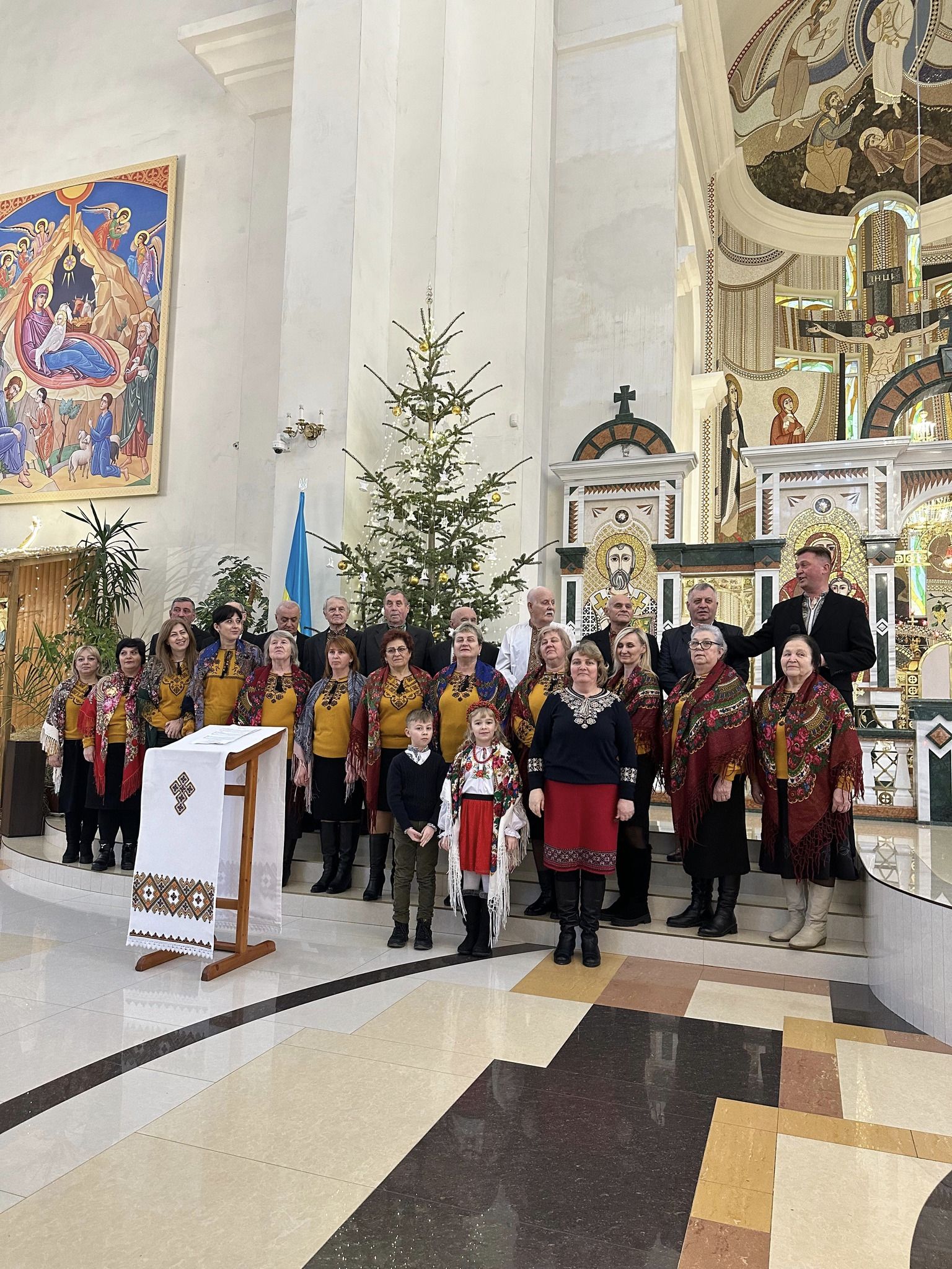 У соборі Преображення Господнього відбулася урочиста розколяда У соборі Преображення Господнього відбулася урочиста розколяда