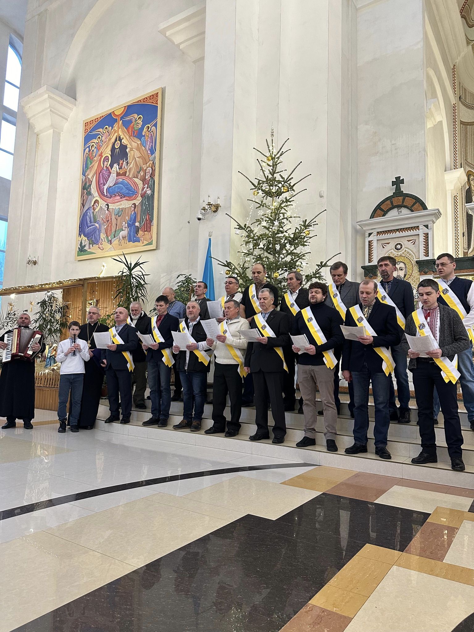 У соборі Преображення Господнього відбулася урочиста розколяда У соборі Преображення Господнього відбулася урочиста розколяда