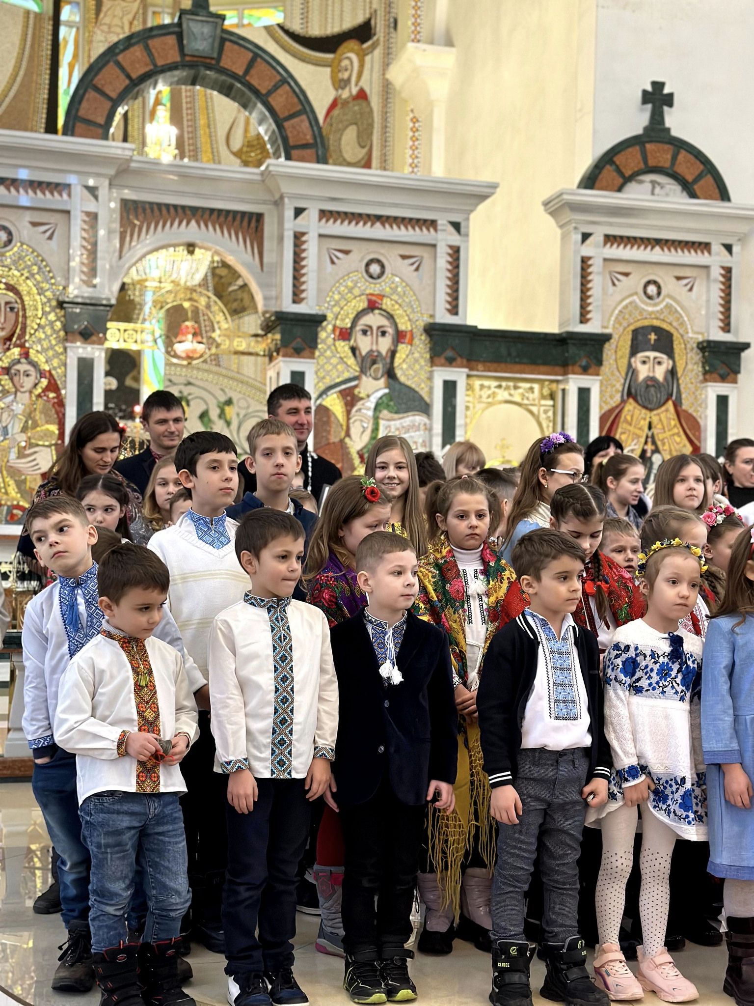 У соборі Преображення Господнього відбулася урочиста розколяда У соборі Преображення Господнього відбулася урочиста розколяда