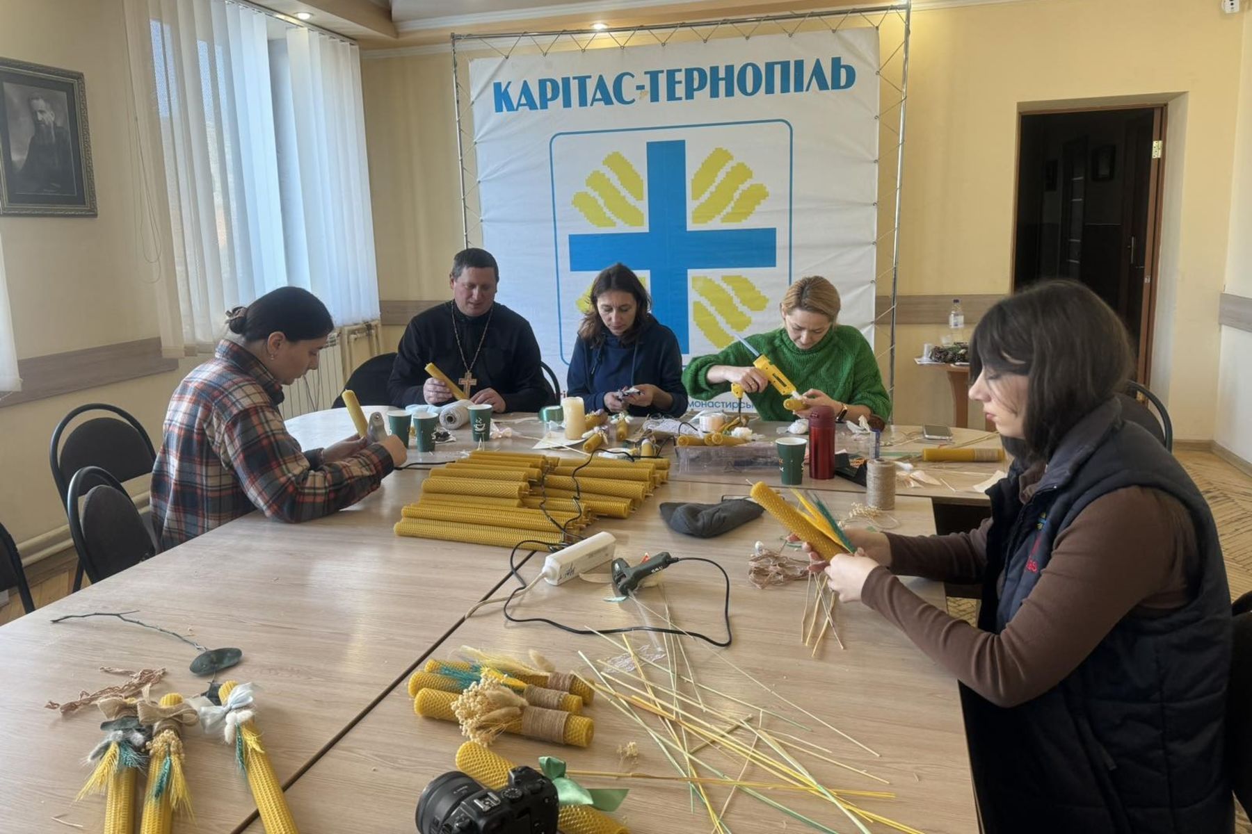 У Тернополі триває екосоціальна акція &laquo;Зігрій вбогого світлом стрітенської свічки&raquo;