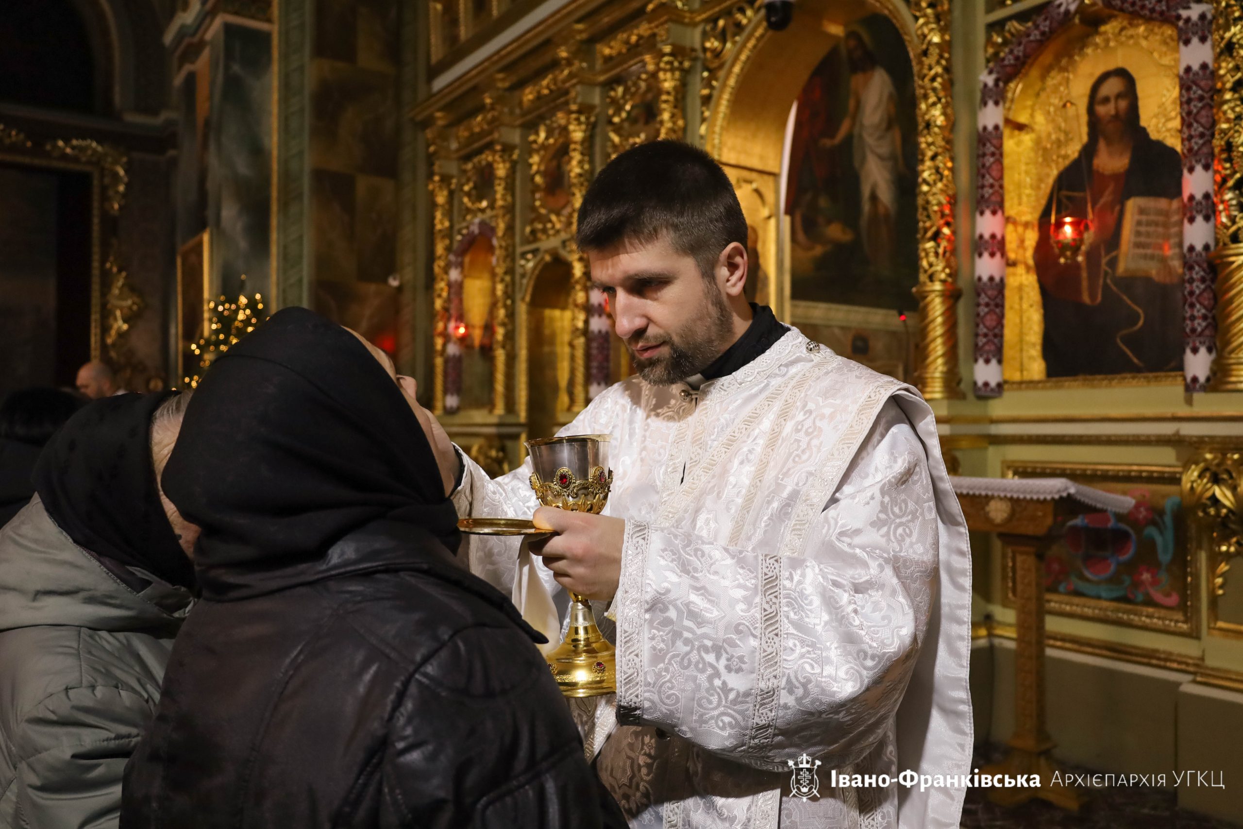 В Архікатедральному соборі відбулась подячна Архієрейська Літургія за прожитий рік В Архікатедральному соборі відбулась подячна Архієрейська Літургія за прожитий рік