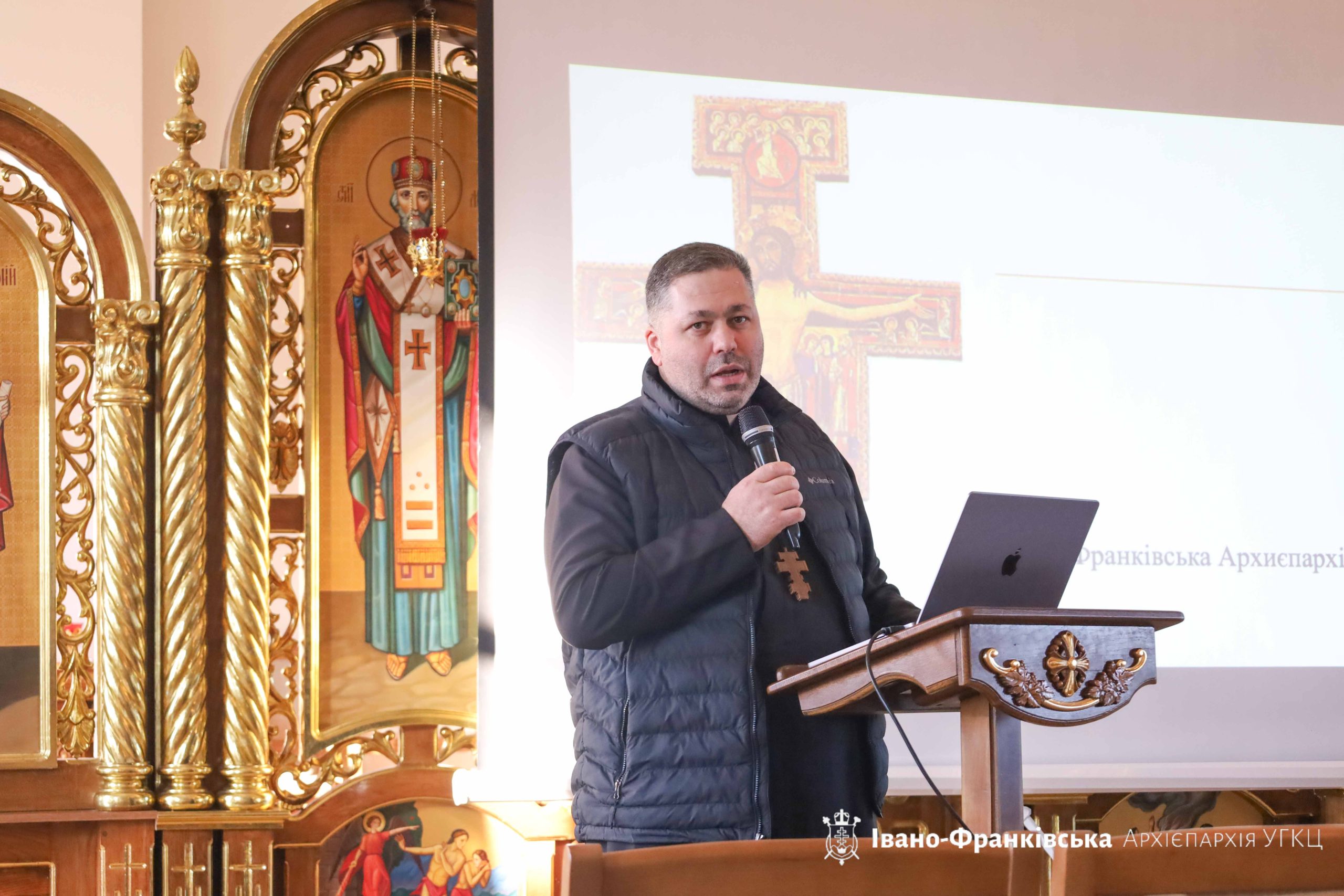 В Івано-Франківській Архієпархії УГКЦ розпочалися реколекції для священнослужителів В Івано-Франківській Архієпархії УГКЦ розпочалися реколекції для священнослужителів