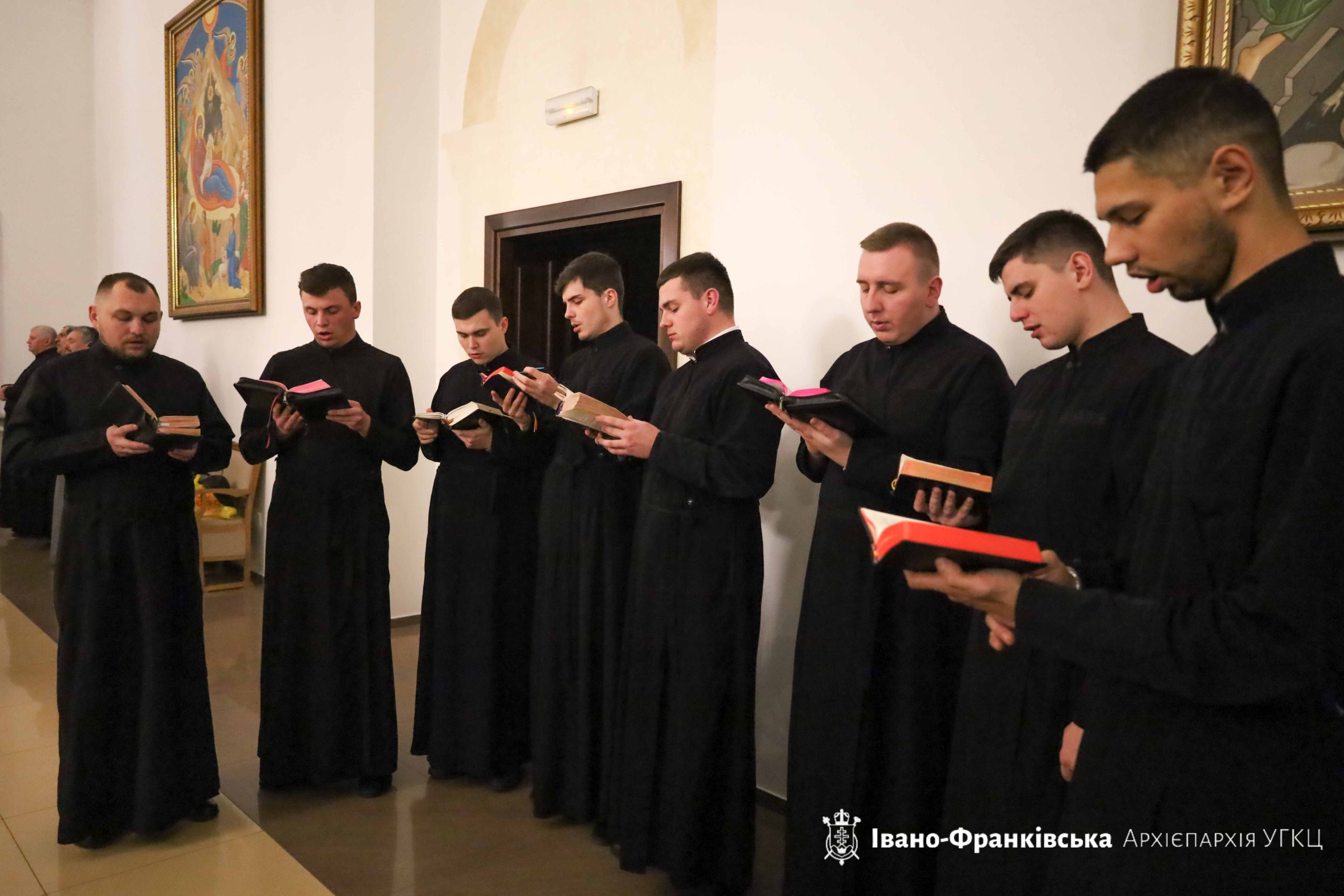 В Івано-Франківській Архієпархії УГКЦ розпочалися реколекції для священнослужителів В Івано-Франківській Архієпархії УГКЦ розпочалися реколекції для священнослужителів