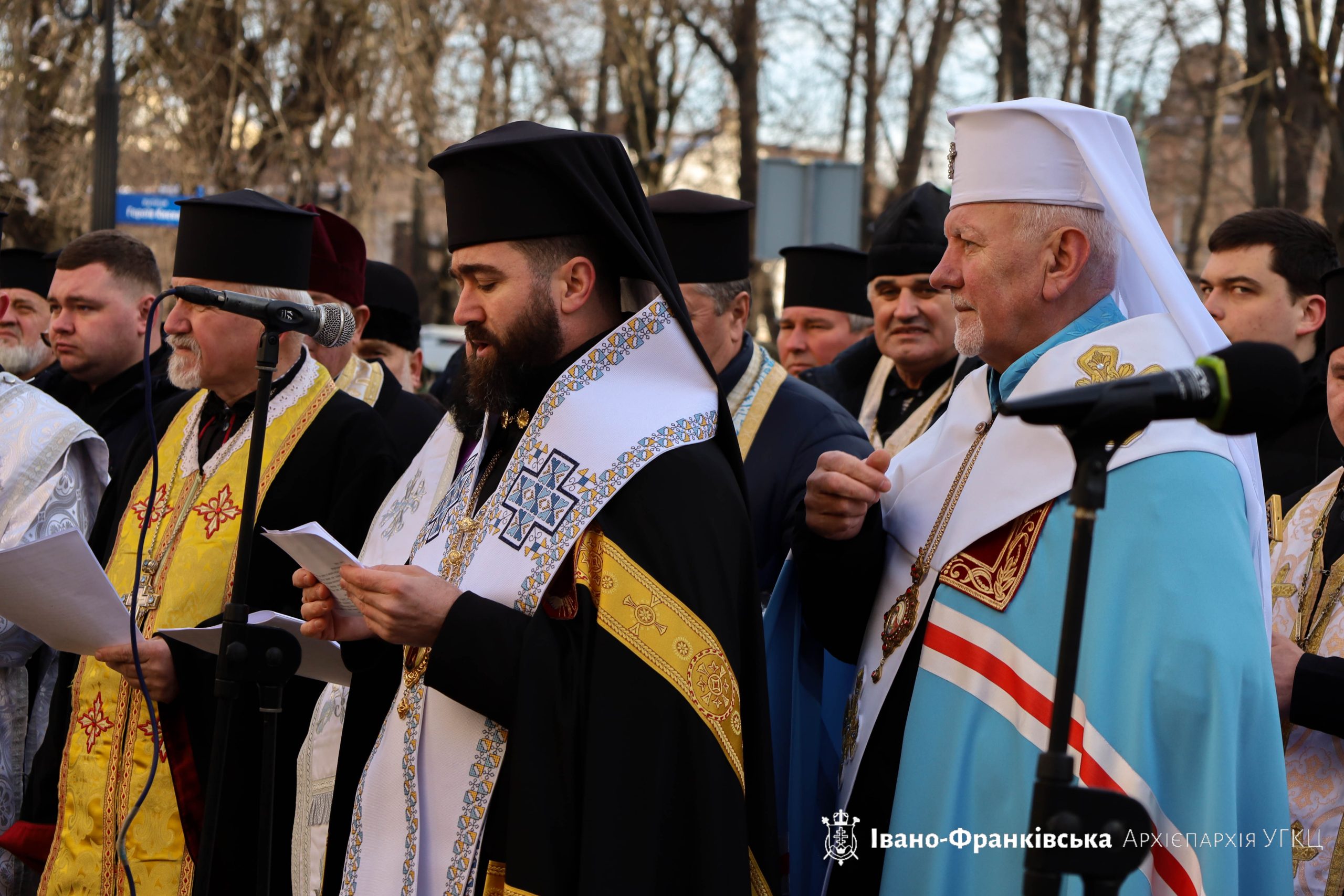 В Івано-Франківську молитовно відзначили день Соборності України В Івано-Франківську молитовно відзначили день Соборності України