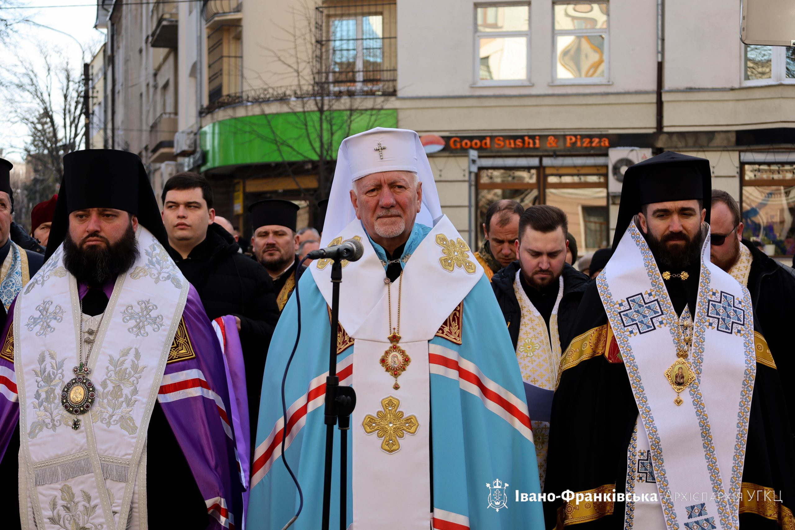 В Івано-Франківську молитовно відзначили день Соборності України В Івано-Франківську молитовно відзначили день Соборності України