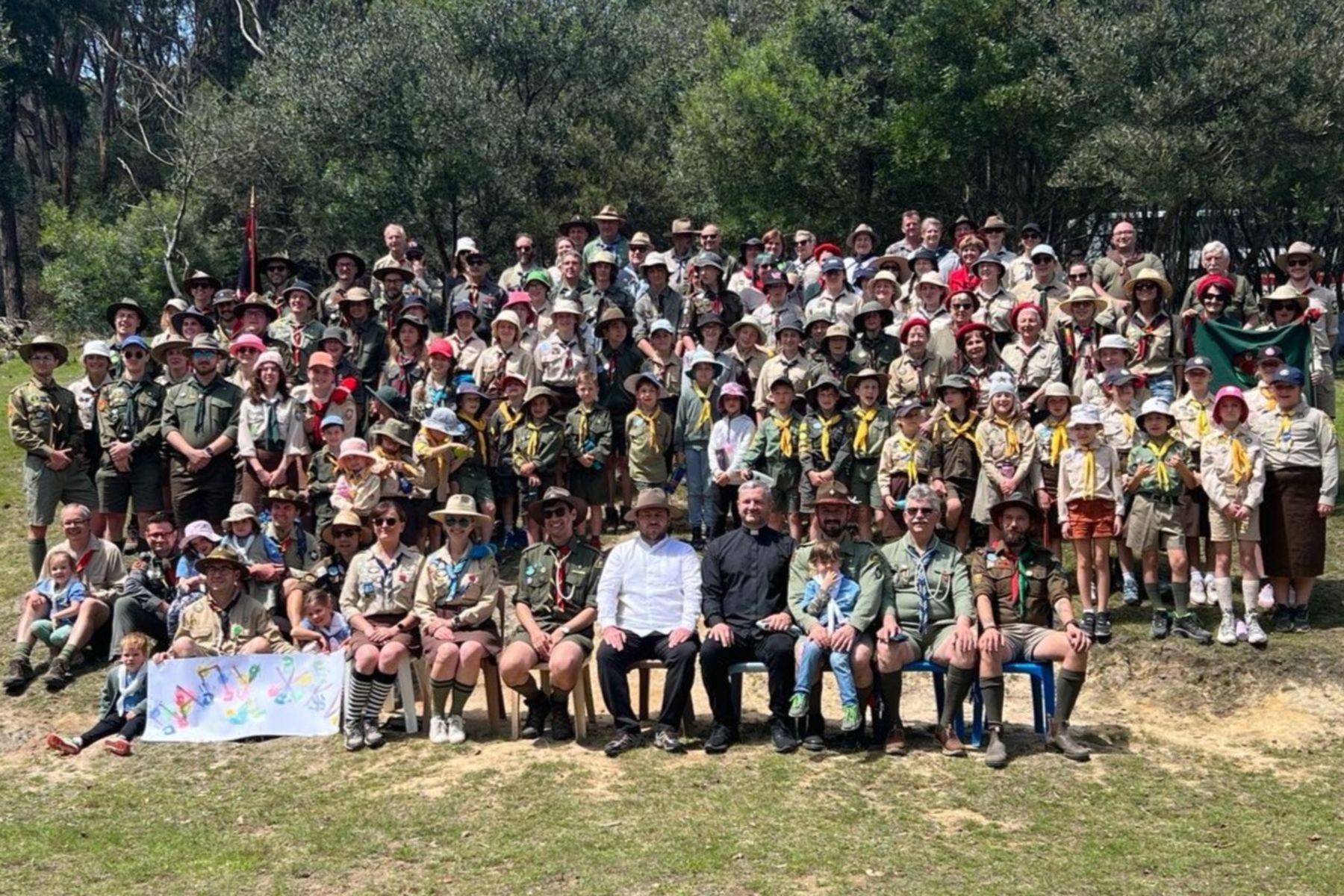 Владика Микола Бичок розпочав рік спільною молитвою із&nbsp;пластунами Вікторії