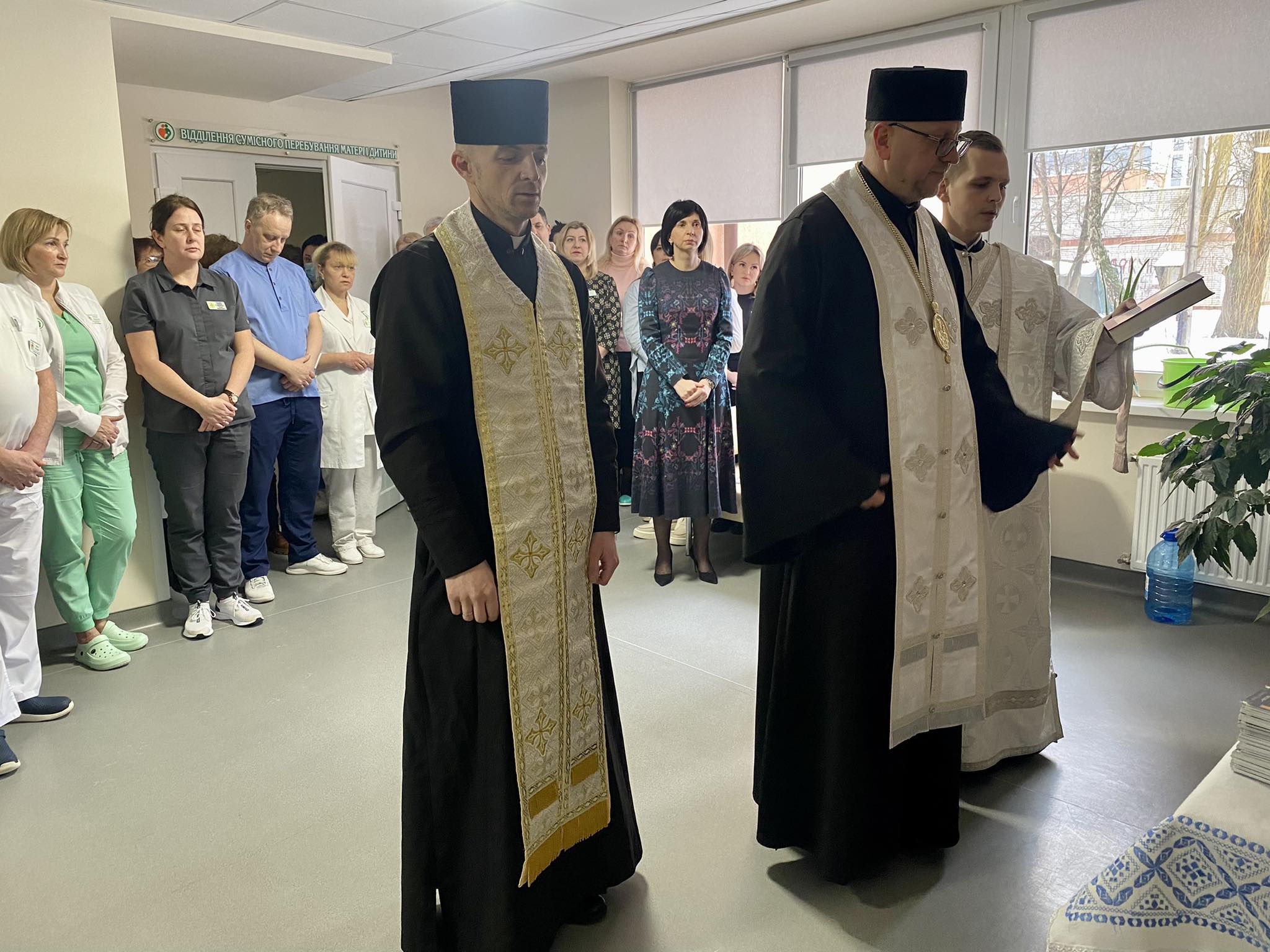«Ви є свідками різдва на щодень»: Владика Володимир благословив йорданською водою Львівський обласний перинатальний центр та охрестив дитину «Ви є свідками різдва на щодень»: Владика Володимир благословив йорданською водою Львівський обласний перинатальний центр та охрестив дитину