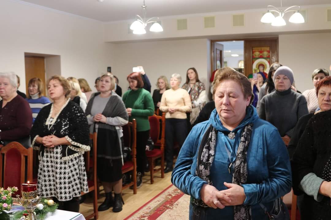 «Залишімося людьми надії»: Владика Володимир зустрівся з родинами загиблих, зниклих безвісти та полонених Героїв «Залишімося людьми надії»: Владика Володимир зустрівся з родинами загиблих, зниклих безвісти та полонених Героїв