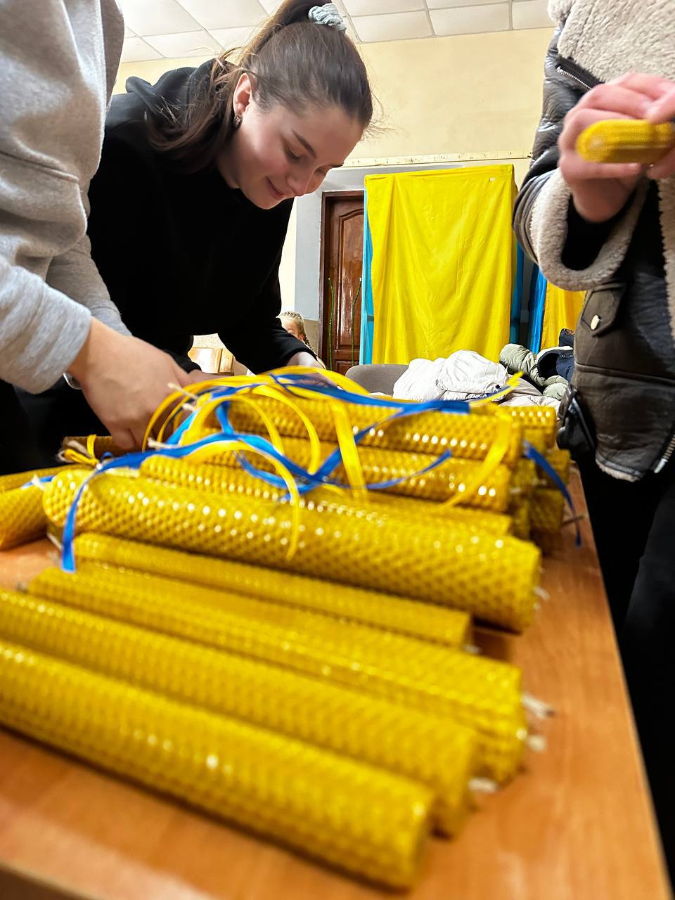 Для учасників катехитичної школи села Вербилівці провели майстер-клас із виготовлення стрітенських свічок Для учасників катехитичної школи села Вербилівці провели майстер-клас із виготовлення стрітенських свічок