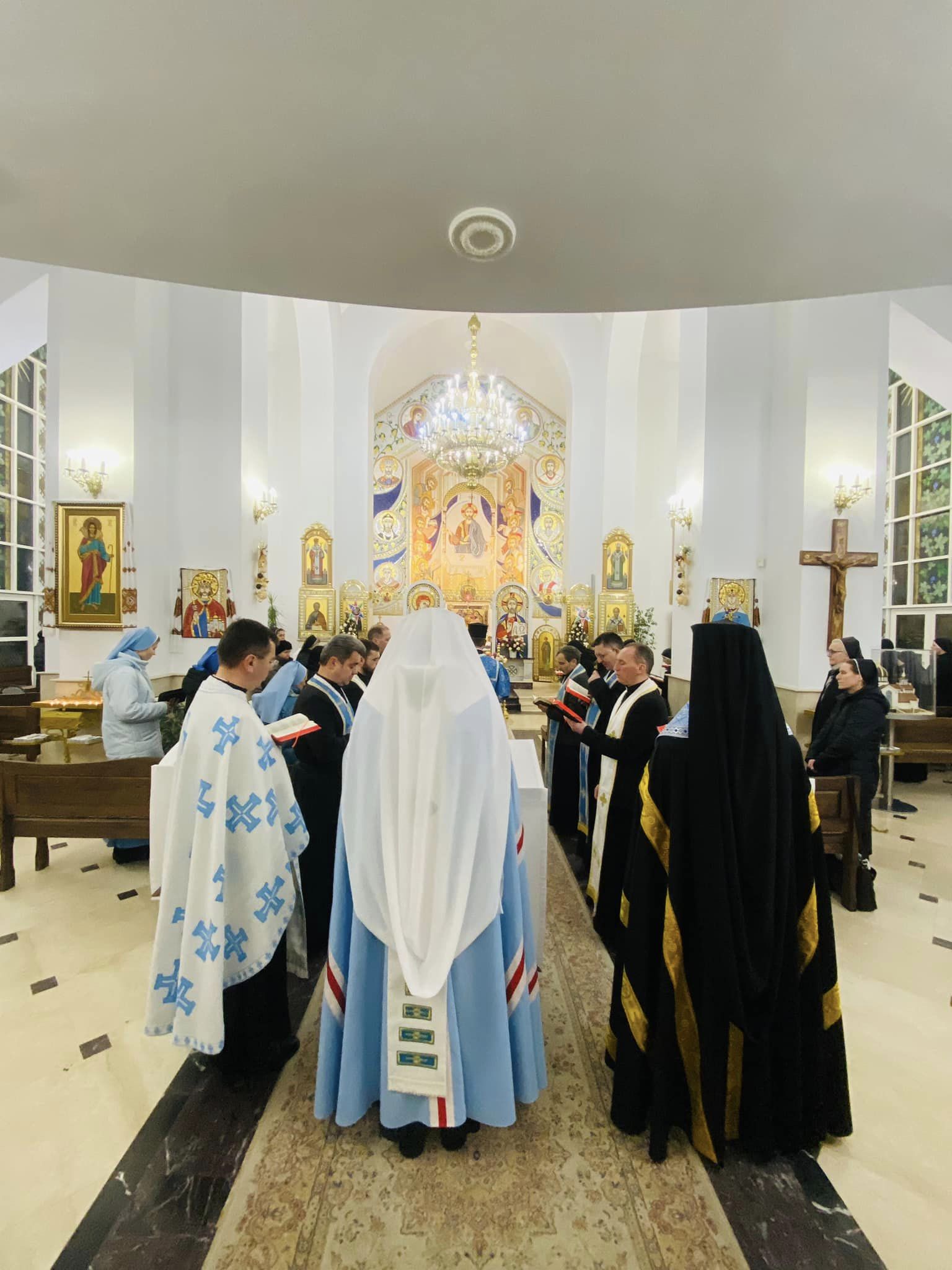 «Дорога до Господа не є легкою, тому нам потрібно йти нею у єдності», — Митрополит Володимир до богопосвячених осіб «Дорога до Господа не є легкою, тому нам потрібно йти нею у єдності», — Митрополит Володимир до богопосвячених осіб