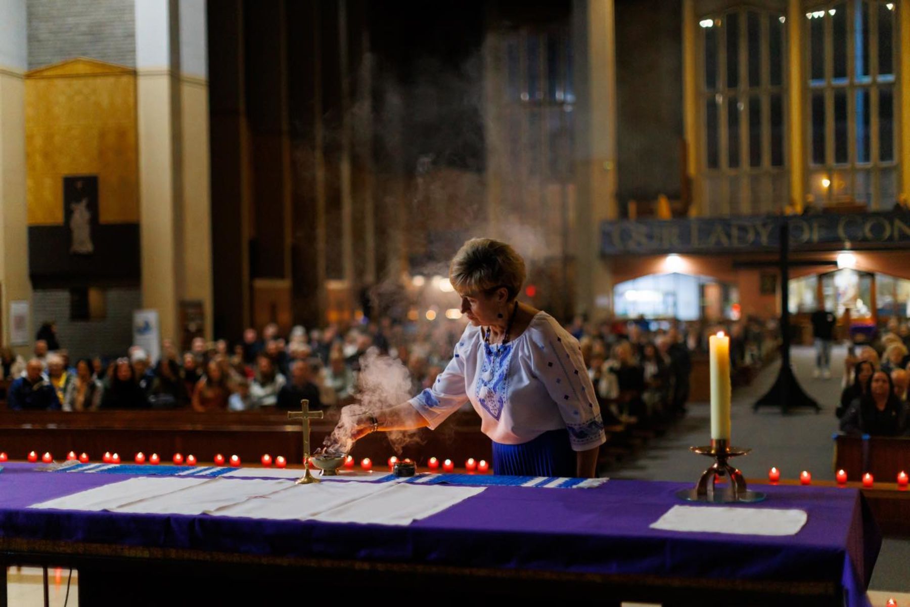 Дублін: Українці помолилися за&nbsp;мир і&nbsp;вшанували загиблих у&nbsp;річницю вторгнення
