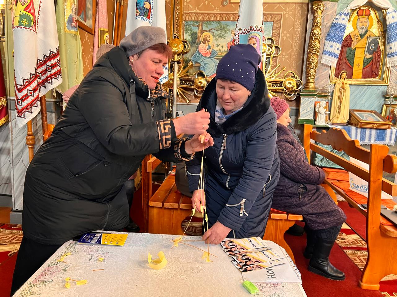 Команда Карітасу завітала на парафію села Колодіївка Команда Карітасу завітала на парафію села Колодіївка