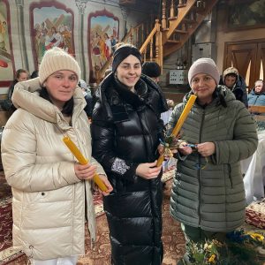 На кількох парафіях Тисменицького протопресвітеріату відбулась акція «Стрітенська свічка зігріє Воїна» На кількох парафіях Тисменицького протопресвітеріату відбулась акція «Стрітенська свічка зігріє Воїна»