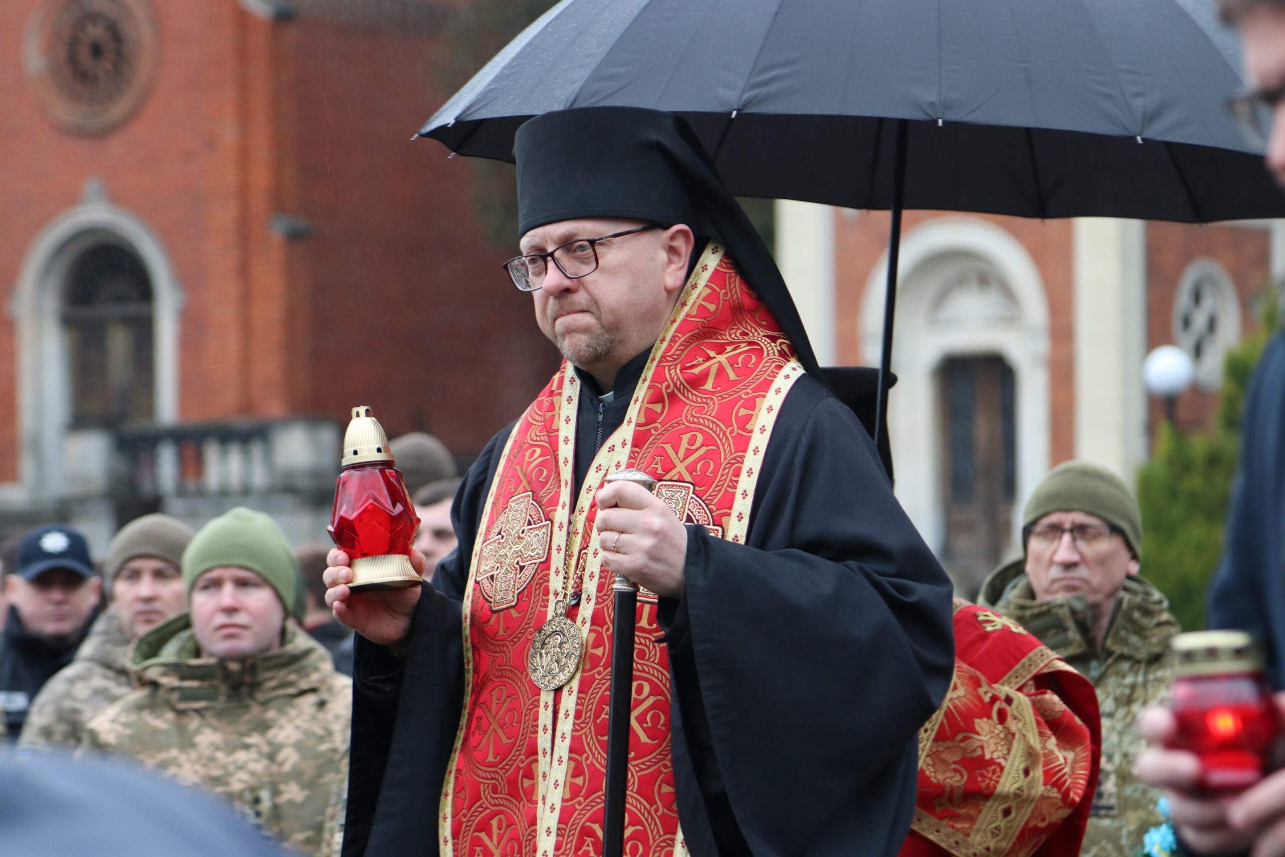 «Нехай Господь дарує вічні обійми»: Владика Володимир під час вшанування пам’яті Героїв Небесної Сотні «Нехай Господь дарує вічні обійми»: Владика Володимир під час вшанування пам’яті Героїв Небесної Сотні