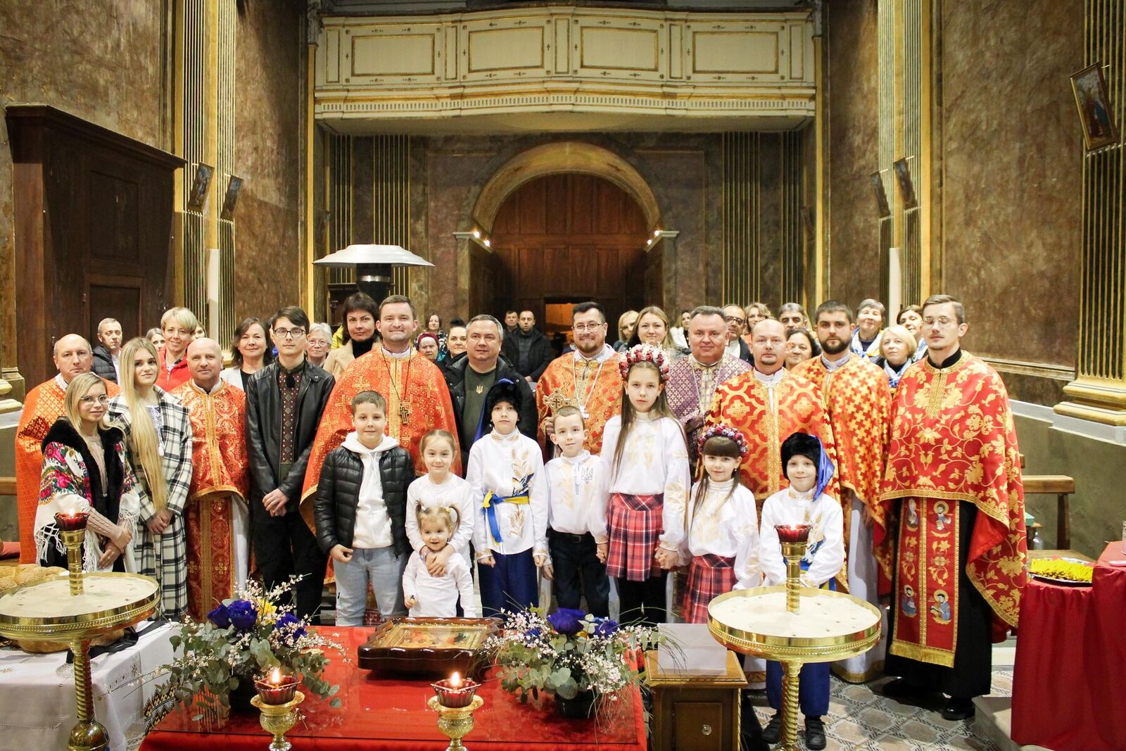 Об&rsquo;єднані в&nbsp;молитві: Українці в&nbsp;Італії вшанували 2-гу річницю війни в&nbsp;Україні