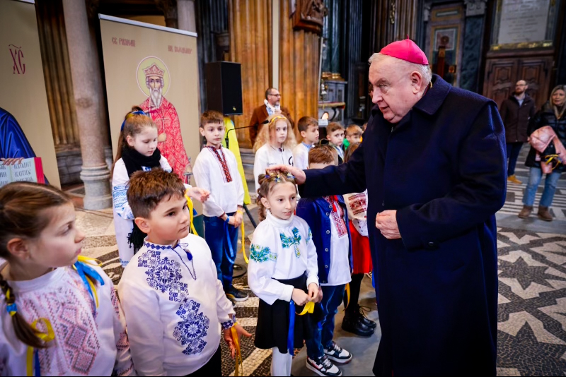 Об&rsquo;єднані в&nbsp;молитві: Українці в&nbsp;Італії вшанували 2-гу річницю війни в&nbsp;Україні