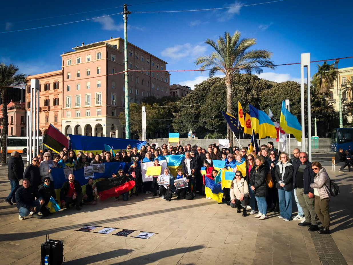 Об&rsquo;єднані в&nbsp;молитві: Українці в&nbsp;Італії вшанували 2-гу річницю війни в&nbsp;Україні