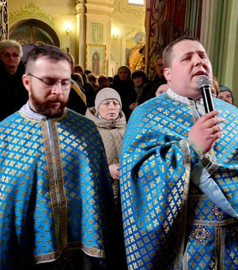 Паломництво родин полеглих Героїв до Марійського духовного центру «Зарваниця» Паломництво родин полеглих Героїв до Марійського духовного центру «Зарваниця»