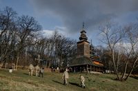 Парафія УГКЦ у&nbsp;Києві вдруге передала мобільний лазне-пральний комплекс для захисників