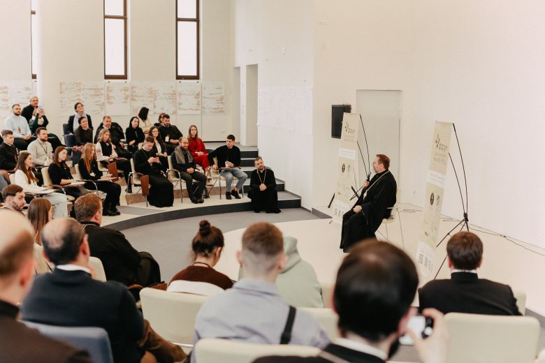 «Служіння молоді вимагає від наших отців бути найсучаснішою частиною Церкви: гнучкими, відкритими, усміхненими», — Глава УГКЦ «Служіння молоді вимагає від наших отців бути найсучаснішою частиною Церкви: гнучкими, відкритими, усміхненими», — Глава УГКЦ