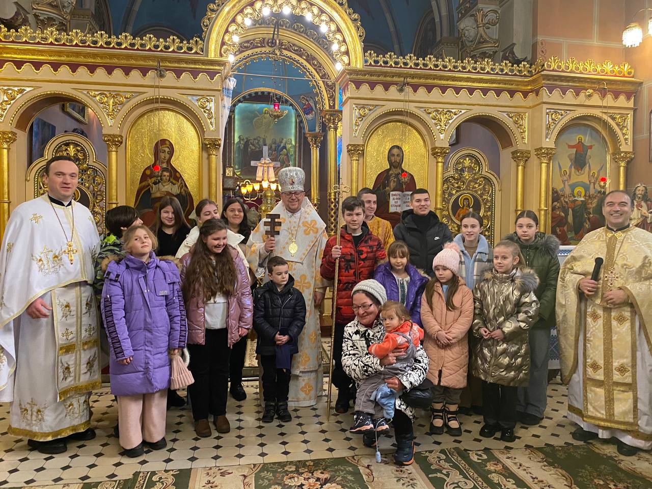 «Треба бути вірними Христові»: на парафії Старого Знесіння заснували парафіяльний осередок молодіжного руху УМХ – перший у Львівській архиєпархії «Треба бути вірними Христові»: на парафії Старого Знесіння заснували парафіяльний осередок молодіжного руху УМХ – перший у Львівській архиєпархії