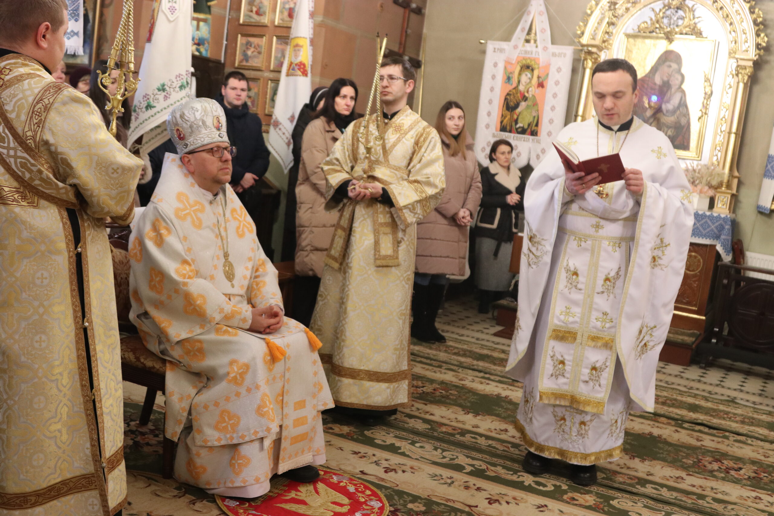 «Треба бути вірними Христові»: на парафії Старого Знесіння заснували парафіяльний осередок молодіжного руху УМХ – перший у Львівській архиєпархії «Треба бути вірними Христові»: на парафії Старого Знесіння заснували парафіяльний осередок молодіжного руху УМХ – перший у Львівській архиєпархії