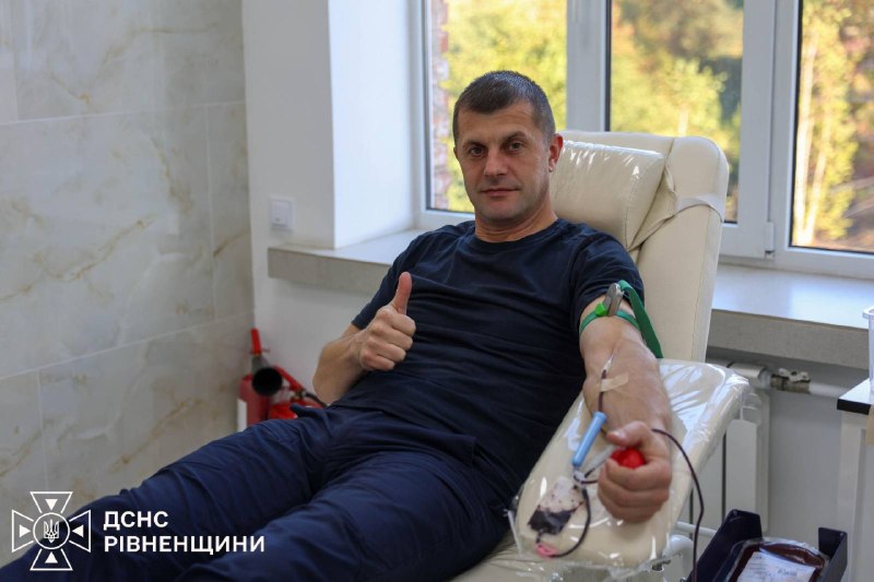 Понад 10 літрів крові для поранених воїнів ЗСУ здали рівненські рятувальники! Понад 10 літрів крові для поранених воїнів ЗСУ здали рівненські рятувальники!