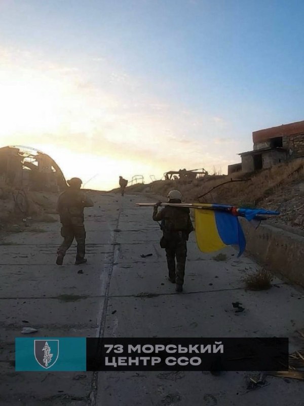🇺🇦7 липня - річниця операції зі звільнення острова Зміїний.
Після того як російські війська були змушені залишити острів 🇺🇦7 липня - річниця операції зі звільнення острова Зміїний.
Після того як російські війська були змушені залишити острів