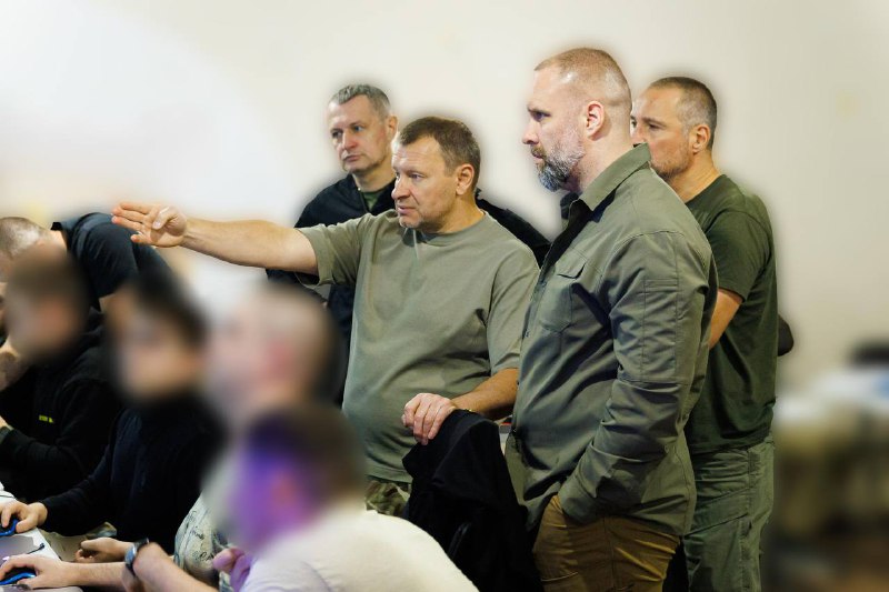 Робочий день у Куп’янському районі. Поруч із нашими військовими.
⚔ 475 Окремий Штурмовий Батальйон «CODE 9.2»... Робочий день у Куп’янському районі. Поруч із нашими військовими.
⚔ 475 Окремий Штурмовий Батальйон «CODE 9.2»...