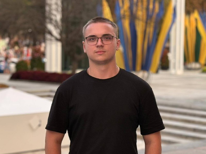 🇺🇦⚓️"Я визначив для себе мету – долучитися до відбудови Маріуполя": у Маріупольській міській раді триває стажування молоді 🇺🇦⚓️"Я визначив для себе мету – долучитися до відбудови Маріуполя": у Маріупольській міській раді триває стажування молоді