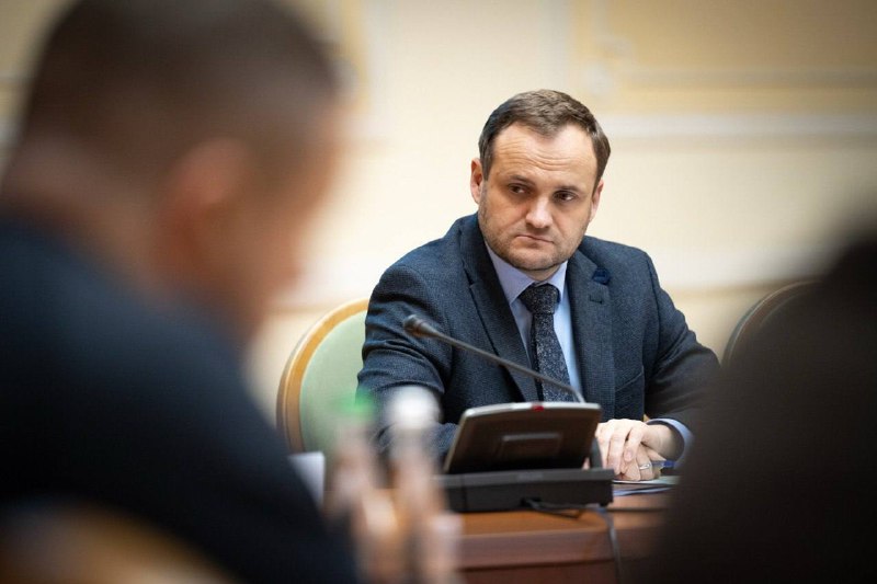 Взяв участь у нараді щодо рішення Уряду про перегляд фактичних списків обʼєктів критичної інфраструктури. Взяв участь у нараді щодо рішення Уряду про перегляд фактичних списків обʼєктів критичної інфраструктури.