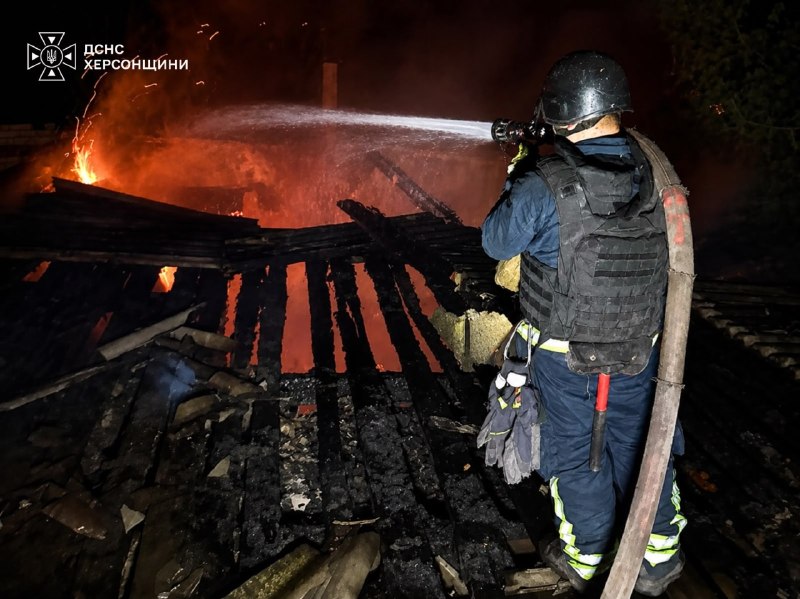 ❗На Херсонщині рятувальники протягом минулої доби ліквідували 6 пожеж, спричинених російськими атаками ❗На Херсонщині рятувальники протягом минулої доби ліквідували 6 пожеж, спричинених російськими атаками