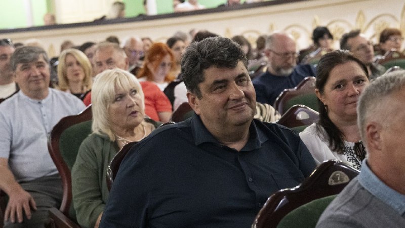 У Житомирі відбулася особлива зустріч із народним артистом України Богданом Бенюком У Житомирі відбулася особлива зустріч із народним артистом України Богданом Бенюком