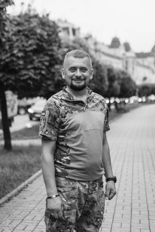 Щоденно о 9 годині – загальнонаціональна хвилина мовчання. Зупиніться, де б ви не були Щоденно о 9 годині – загальнонаціональна хвилина мовчання. Зупиніться, де б ви не були