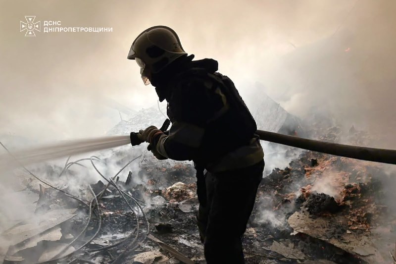 #Дніпропетровщина: 3 людини постраждали внаслідок російських атак
Протягом дня росіяни понад 40 разів атакували Дніпропетровську область. #Дніпропетровщина: 3 людини постраждали внаслідок російських атак
Протягом дня росіяни понад 40 разів атакували Дніпропетровську область.