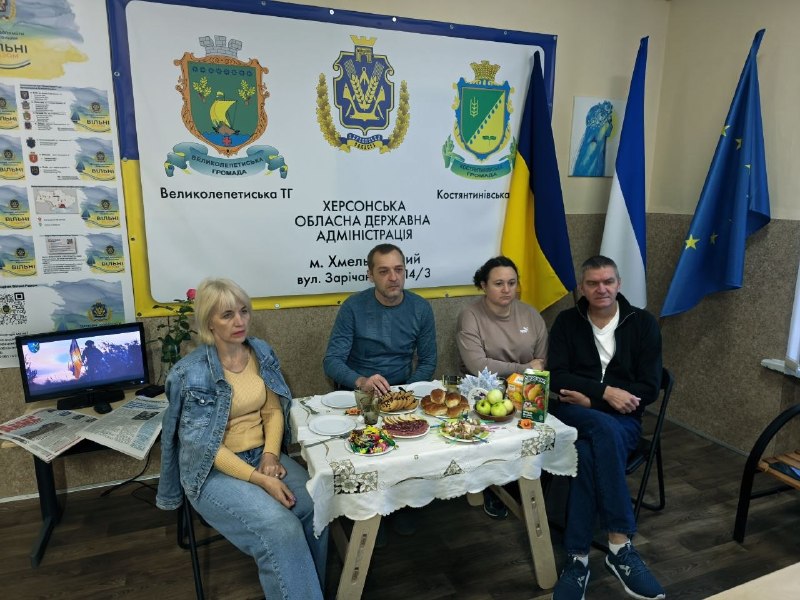 Координаційний центр «Вільні разом» у Хмельницькому продовжує системну підтримку переселенців з Херсонщини. Координаційний центр «Вільні разом» у Хмельницькому продовжує системну підтримку переселенців з Херсонщини.