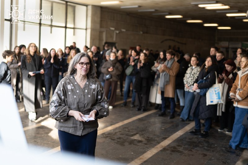 📸Уже другий рік поспіль саперки ДСНС стають героїнями фотовиставки «Жінки у розмінуванні» від The HALO Trust Ukraine 📸Уже другий рік поспіль саперки ДСНС стають героїнями фотовиставки «Жінки у розмінуванні» від The HALO Trust Ukraine