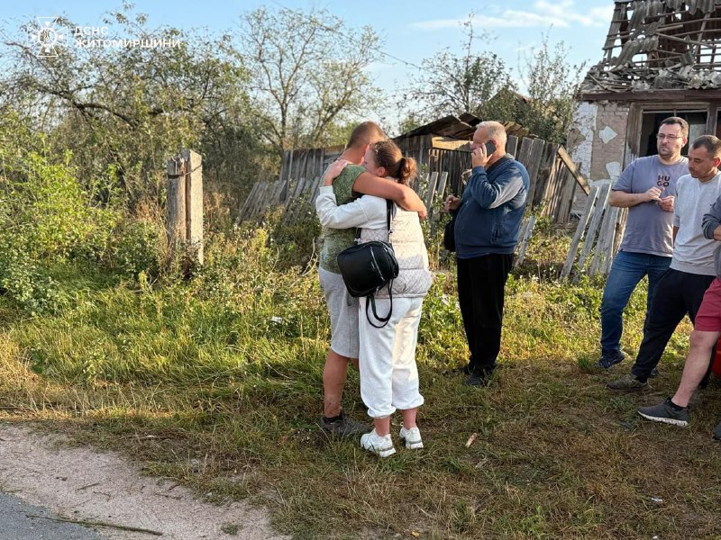 #Житомирщина: внаслідок російських обстрілів загинула 1 людина, щонайменше 5 постраждали #Житомирщина: внаслідок російських обстрілів загинула 1 людина, щонайменше 5 постраждали