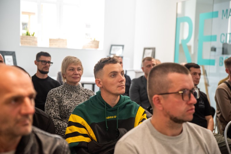 🇺🇦🪖Вадим Бойченко зустрівся із захисниками Маріуполя, які повернулися з російського полону 🇺🇦🪖Вадим Бойченко зустрівся із захисниками Маріуполя, які повернулися з російського полону