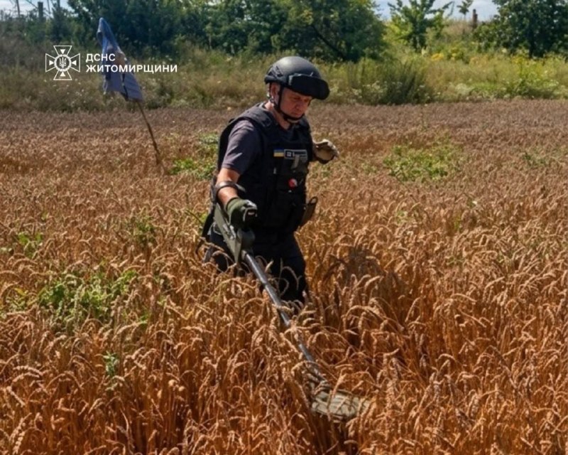 #історії_незламних
Від сапера до інструктора з мінної безпеки — шлях Ярослава Шелеста не був випадковим #історії_незламних
Від сапера до інструктора з мінної безпеки — шлях Ярослава Шелеста не був випадковим