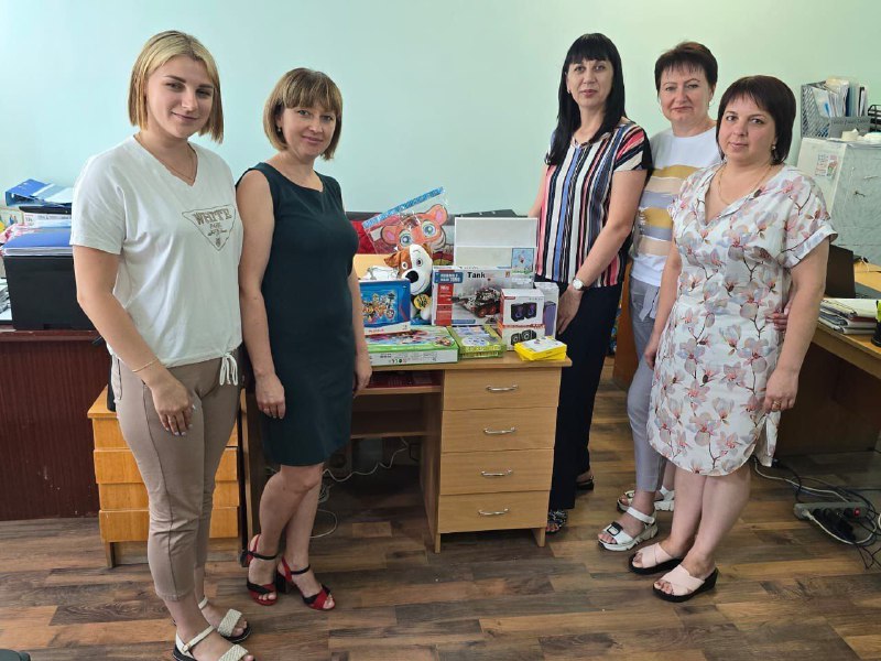 Служба у справах дітей Херсонської ОВА продовжує надавати допомогу громадам. Служба у справах дітей Херсонської ОВА продовжує надавати допомогу громадам.